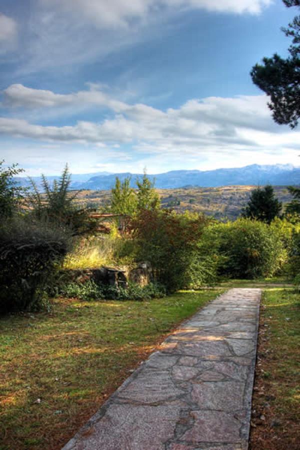 La Domanda Hotel Villa Berna Bagian luar foto